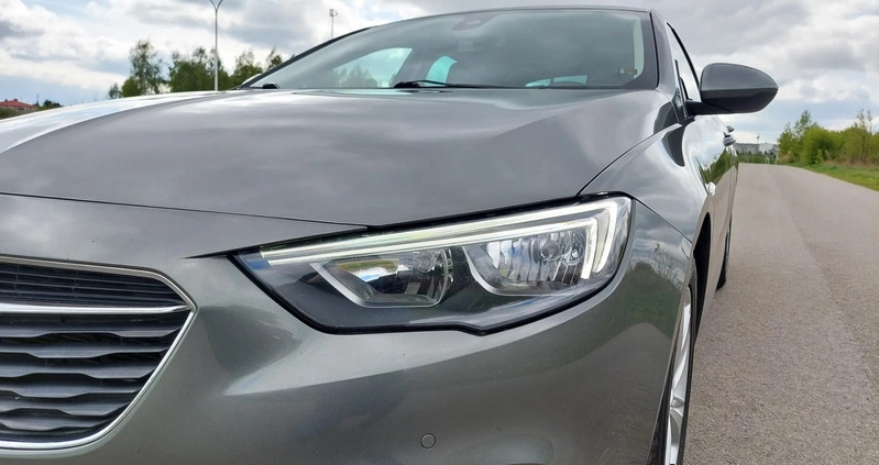 Opel Insignia cena 57900 przebieg: 147000, rok produkcji 2019 z Lublin małe 704